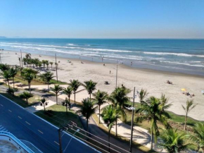 Apartamento Praia Grande, Vila Tupi, em frente ao mar, com retirada de chaves na casa da proprietária